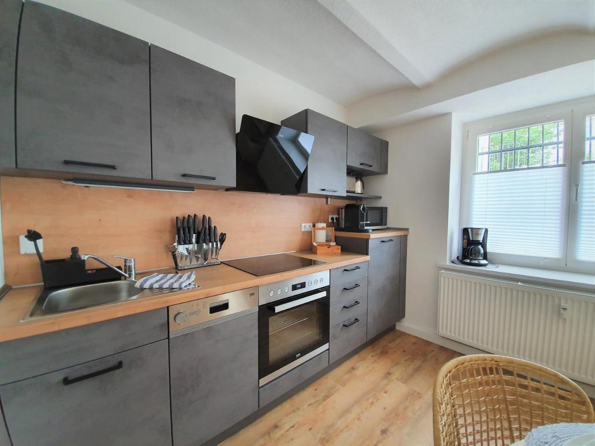 Pb Ferienwohnungen - Fewo 1 - Stilvoll Eingerichtetes Apartment Im Herzen Senftenbergs Exteriér fotografie